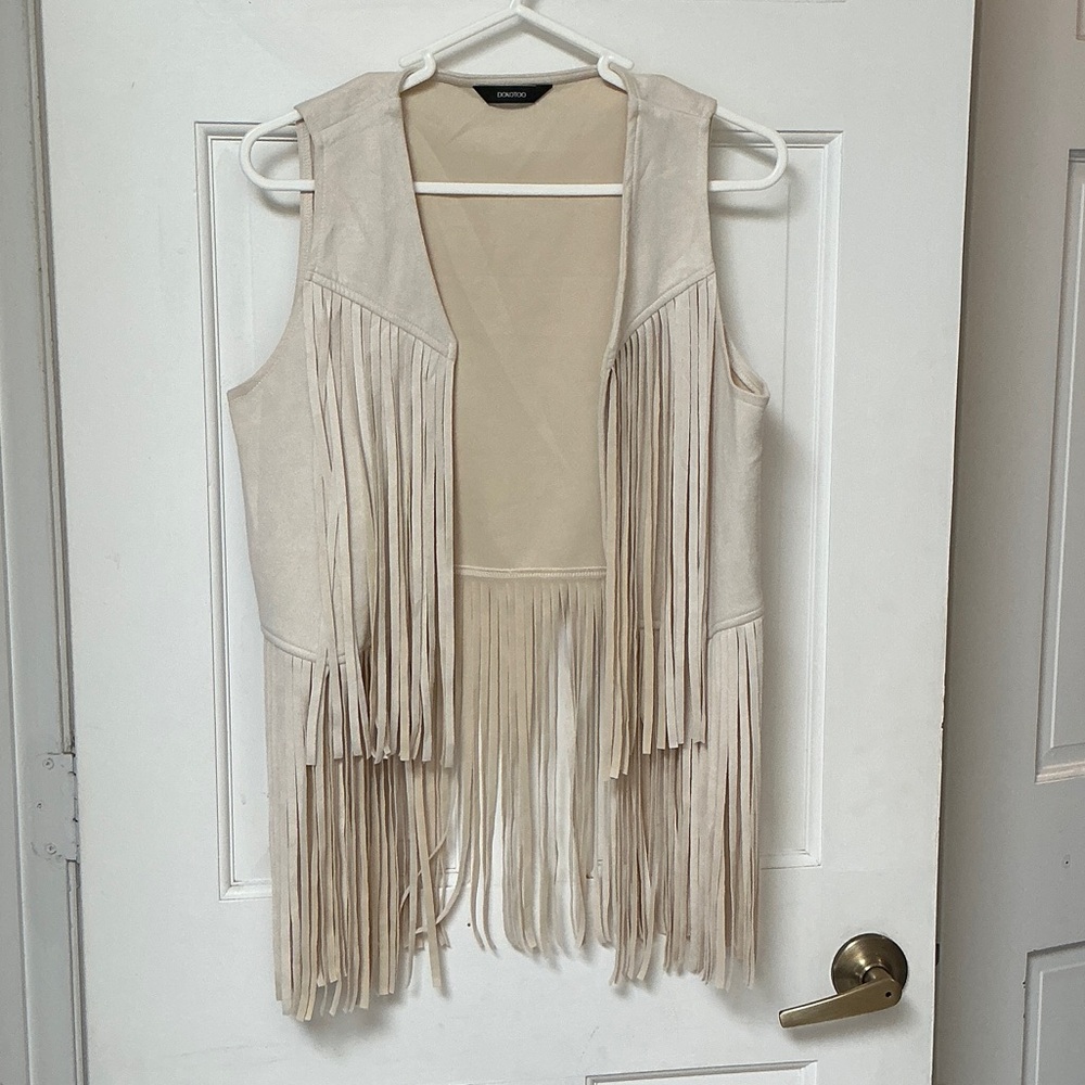 Chic Beige Fringe Vest